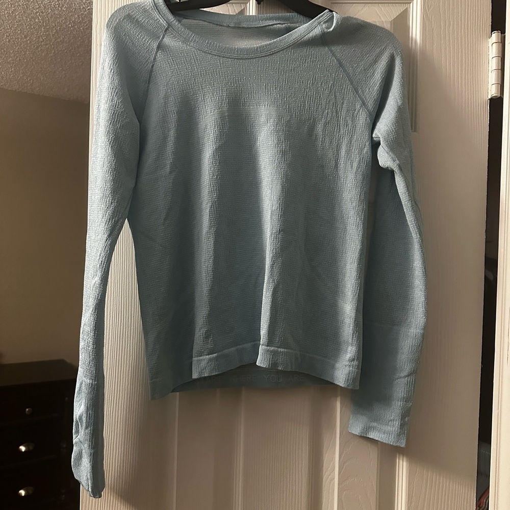 Swiftly Tech Long Sleeve 2.0 *Race
Parallel Texture Sheer Blue/Water